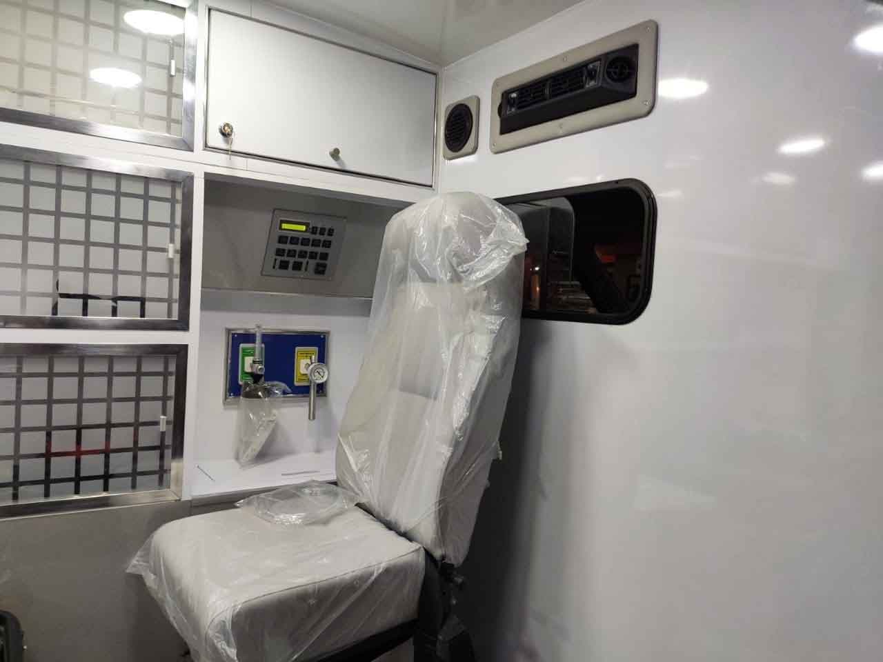 Chaselong de ambulancia tipo I Redimedic